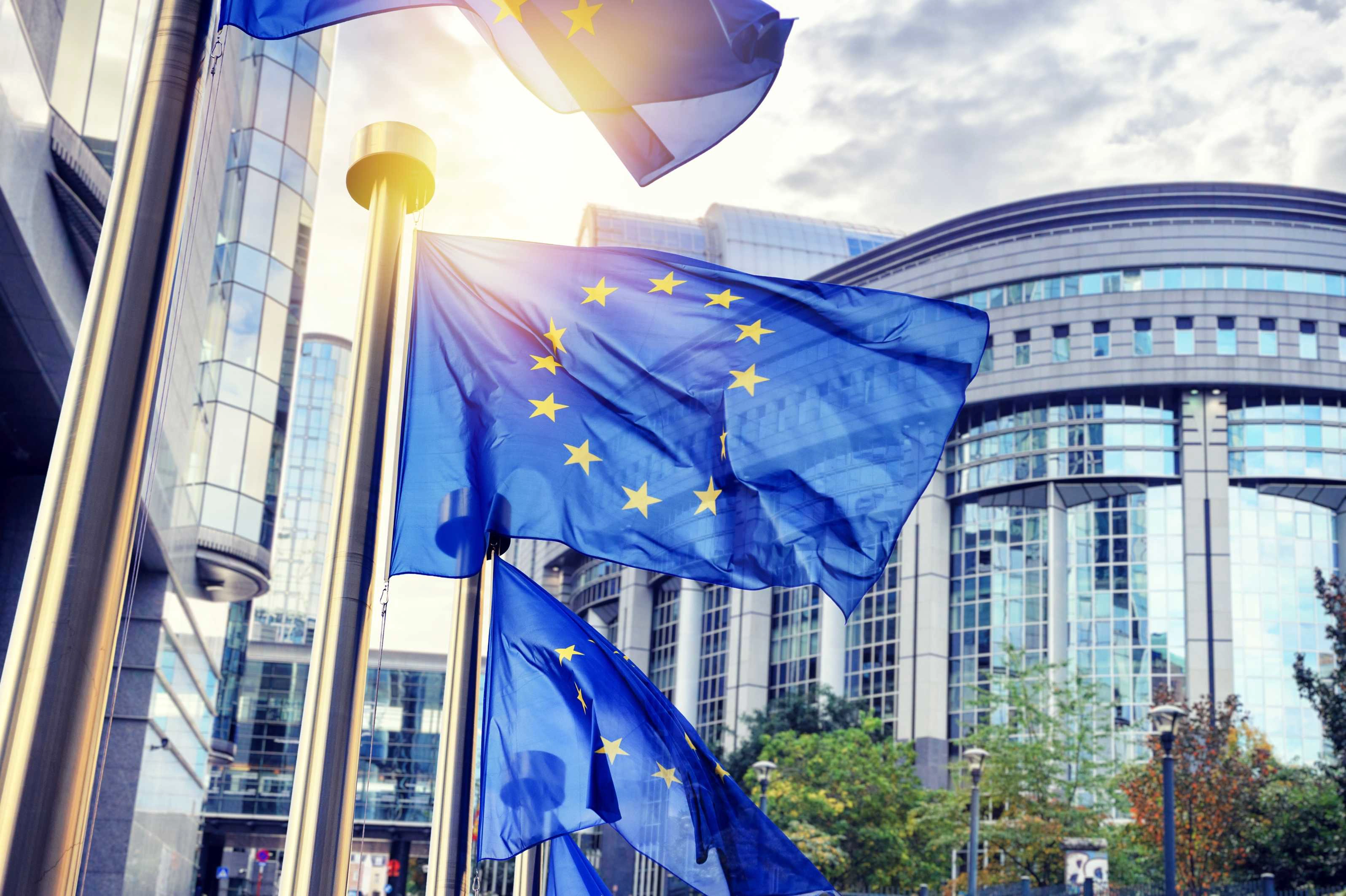 © Shutterstock Flags of the European Union in front of the Berlaymont Building